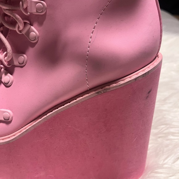 Dolls kill sugar Thrillz bubblegum traitor platform boots - Picture 2 of 6